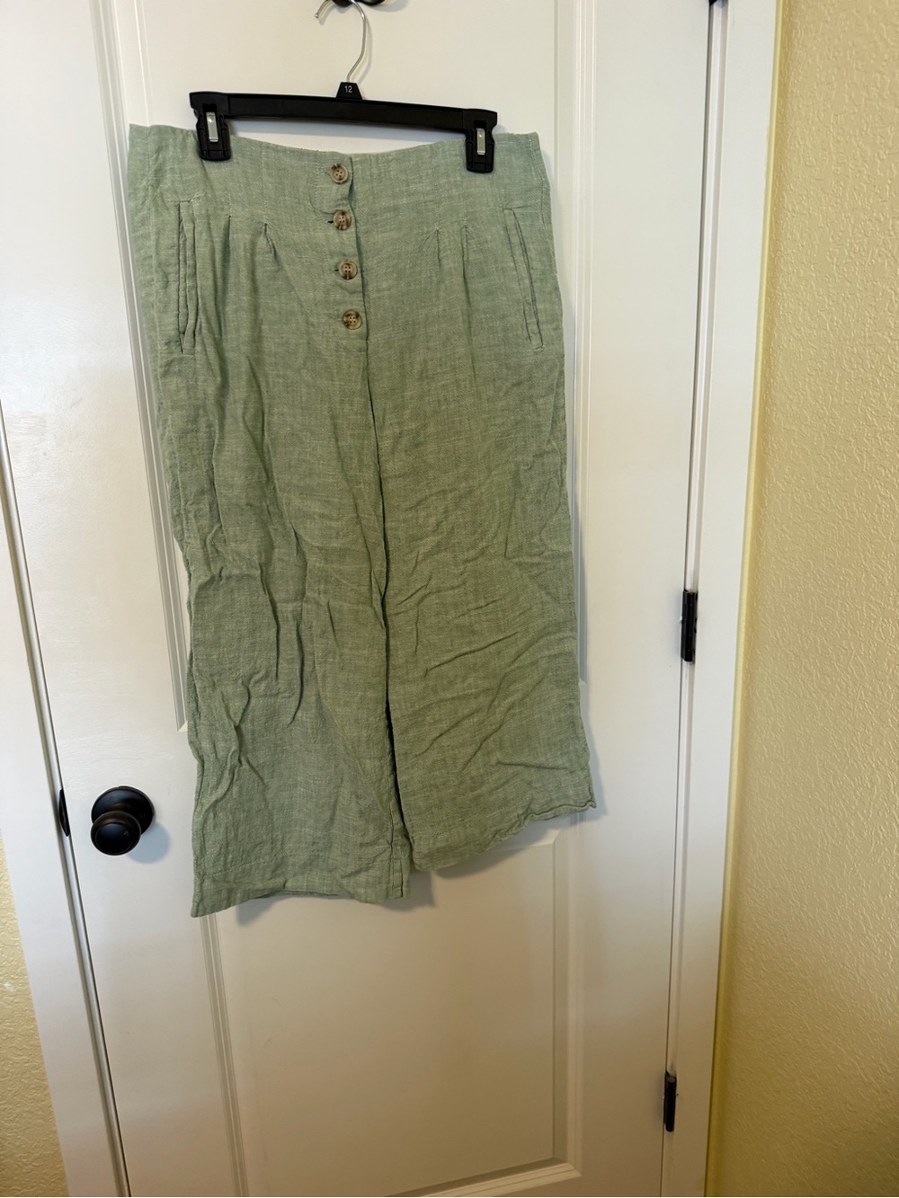 Light Sage Button-Front Linen Blend Wide Leg Cropped Women's Pants